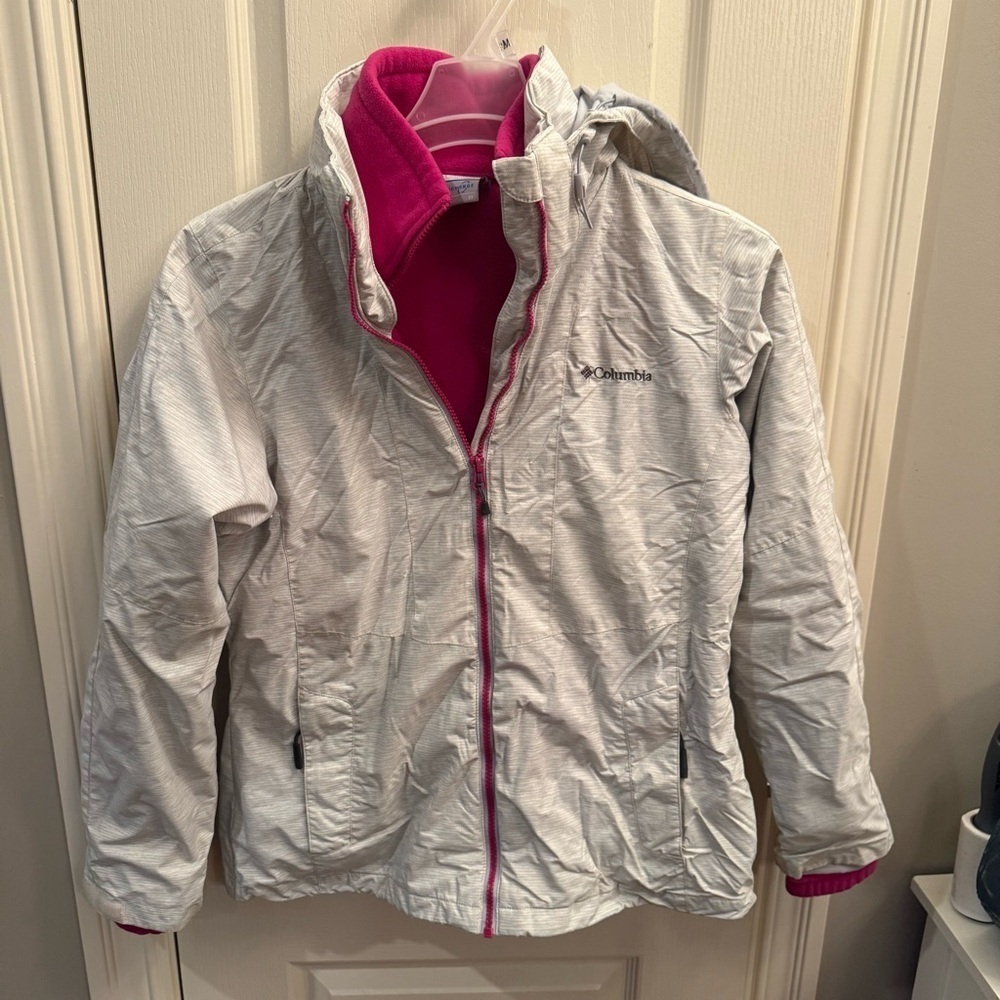 Columbia women’s ruby river interchange 3 in 1 Jacket. Size medium
